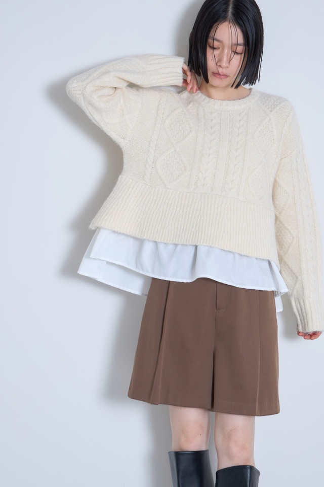 裾ペプラムドッキングケーブルニット