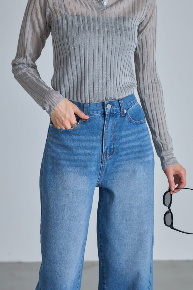 不毛の大地 英語 4枚 不毛の大地 英語 4枚 不毛の大地 日本語版×1 英語版×1 MTG