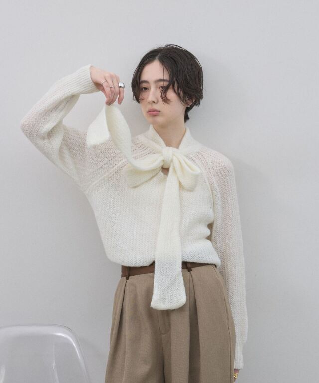 オフィシャルサイト限定】モヘアタッチボウタイニット