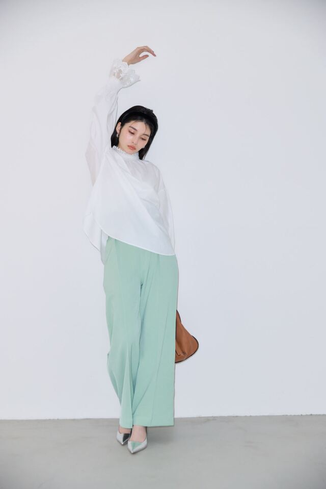 PLEATS PLEASE パステルグリーン ストレートパンツ MONTHLY COLORS : JUNE – isseymiyake.com