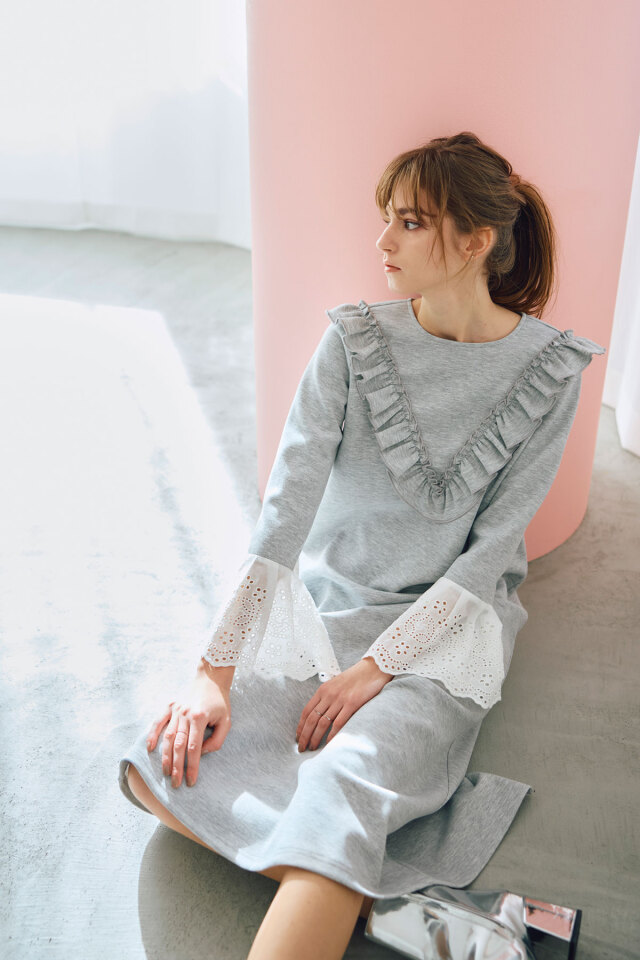 袖口レースボンディングワンピース