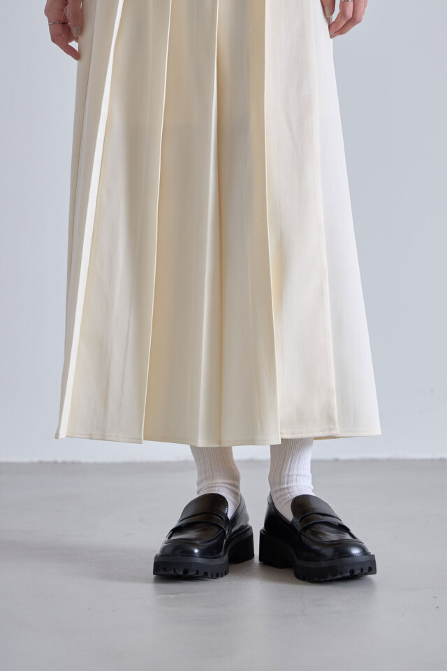 OLD ENGLAND プリーツスカート ホイルプリントプリーツ スカート / 23区 | ファッション通販