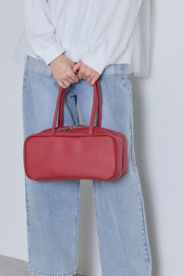 最終お値下げ！３新品未使用　レッドムーン　ボストンバック The Boston Bag - Pecan Brown – MAISON de SABRÉ