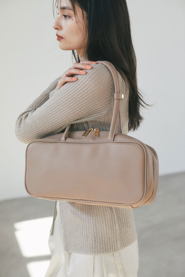 神山まりあさん着用】スクエアボストンバッグ