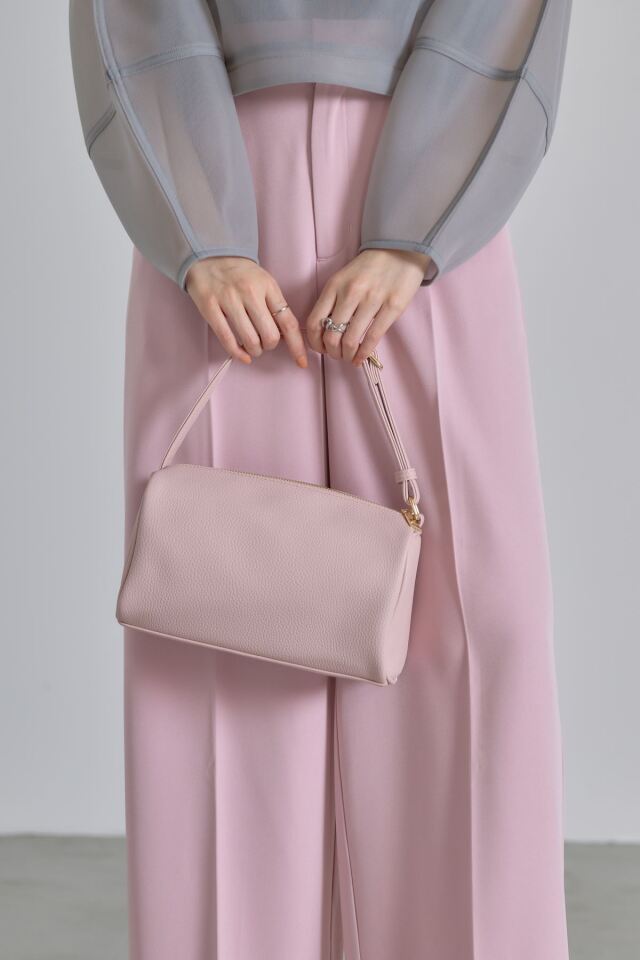 お*ャ様 美品Apple  white スクエアボックスバッグ