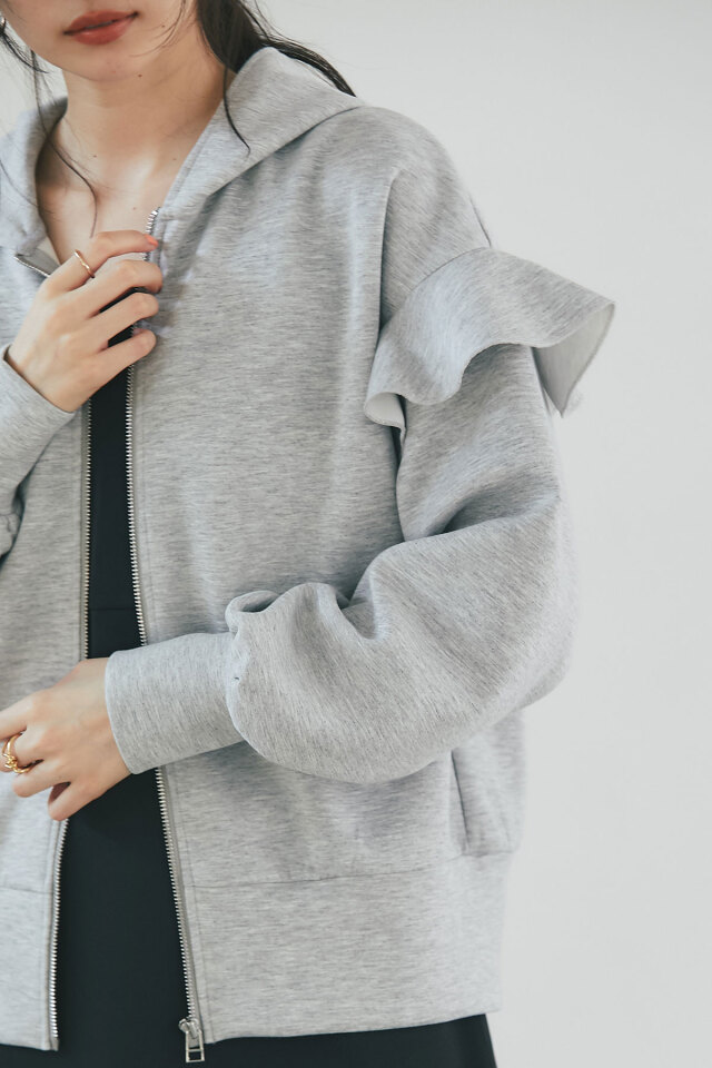 ボンディングフリルパーカー