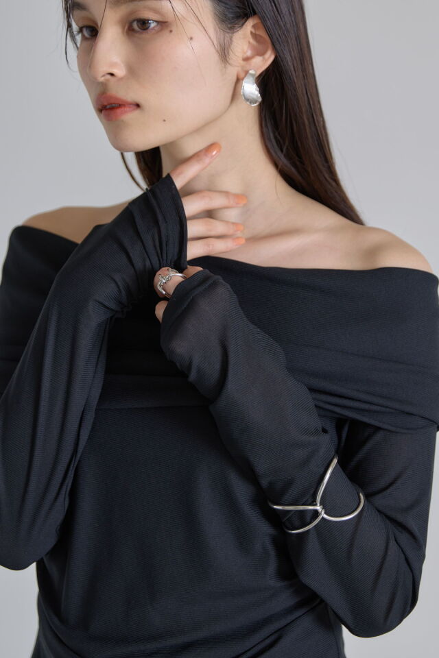 チュールオフショルプルオーバー チュールオフショルプルオーバー