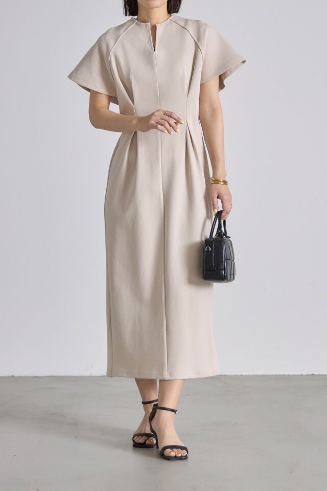 ウエストタックカットワンピース