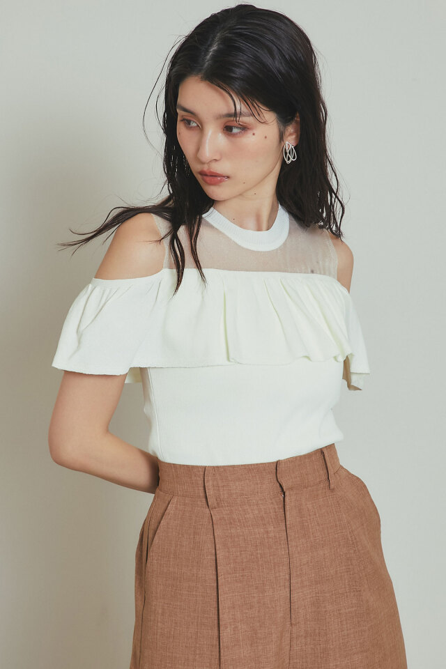 新品　オブリobli フリルニット/ホワイト OBLIフリルニットホワイト