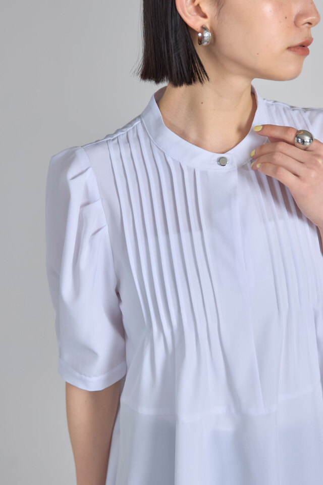 ピンタック裾フレアブラウス※一部店舗のみ入荷