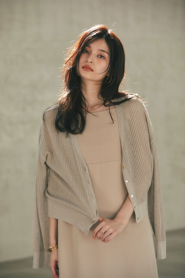 Vネックラメカーディガン