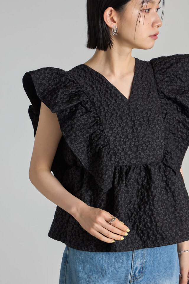 ふくれジャガードペプラムブラウス