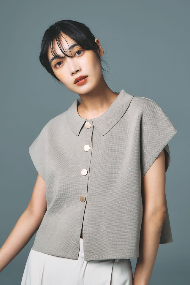 林田岬優さん着用】衿付きニットトップス