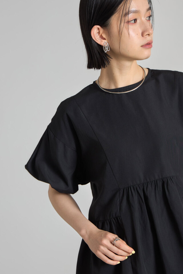 只今∑(●・ι_・●)ノ【準備㊥】ビシッ!! 松木育未さん着用】ボリュームブラウス