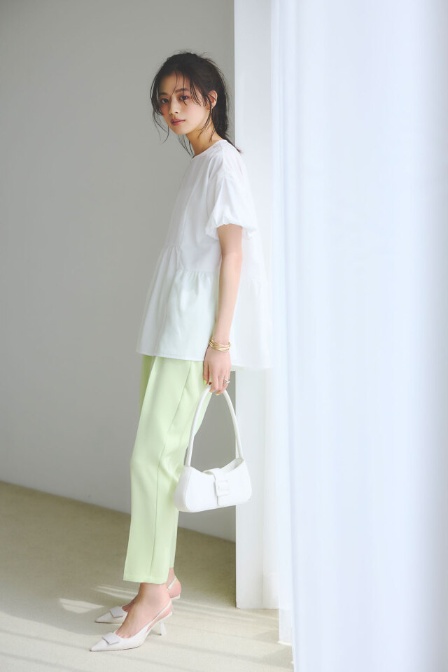 松木育未さん着用】ボリュームブラウス