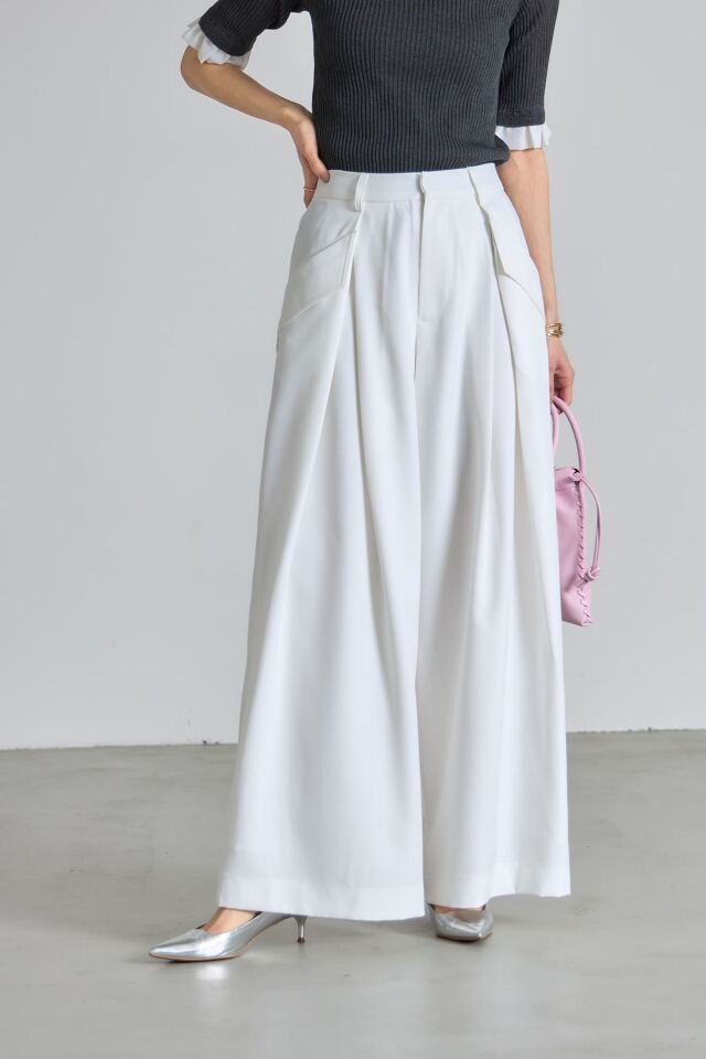 フラップ付きタックワイドパンツ