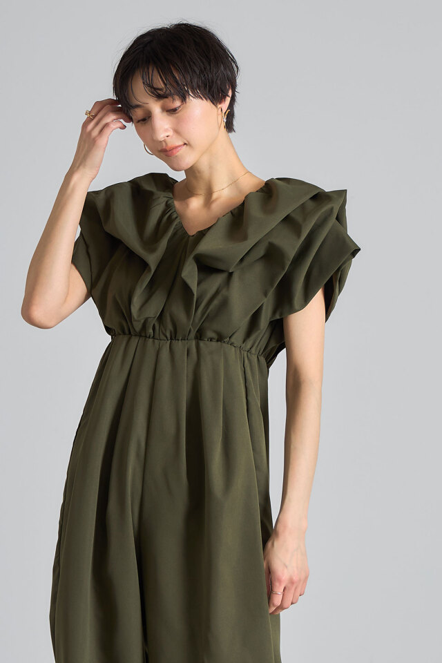 ボリュームスリーブロンパース