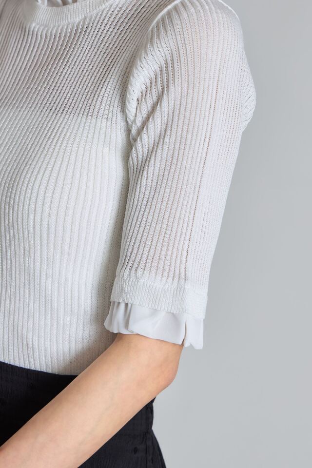 異素材フリルニットプルオーバー