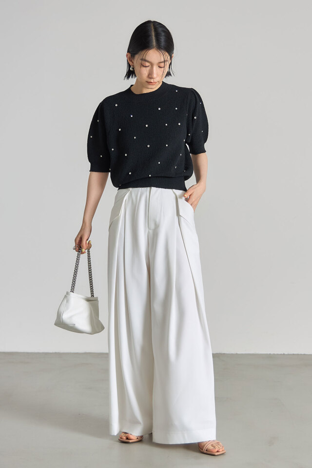 松木育未さん着用】ランダムビジューニットプルオーバー