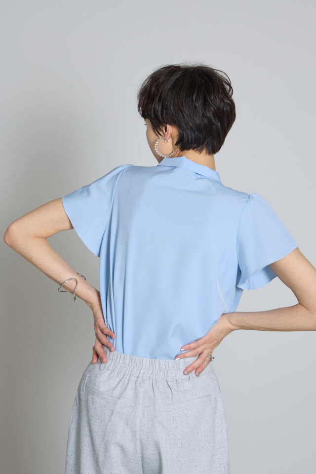 フリルボウタイブラウス