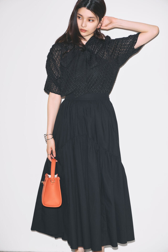 前後2WAYシアージャガードボウタイブラウス