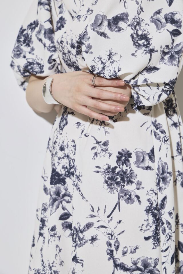 デザイン　バルーンワンピース　見本 バルーンデザインワンピース※一部店舗のみ入荷