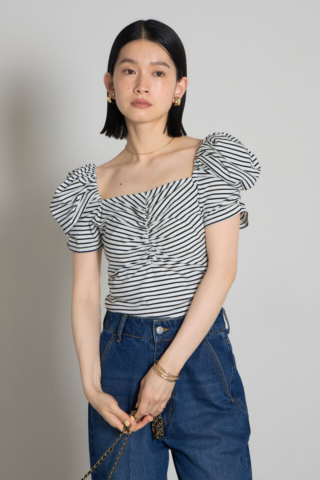美香さん着用】スクエアネックギャザーカットソー