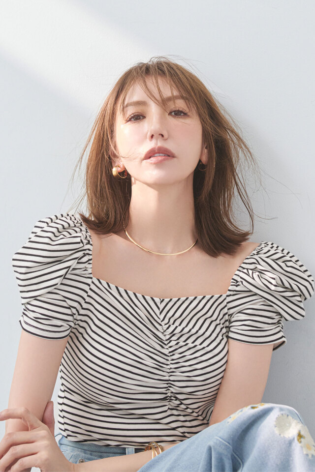 50s 超スペシャル スカシャツ 美品 肩アジャスター付き 美香さん着用】スクエアネックギャザーカットソー