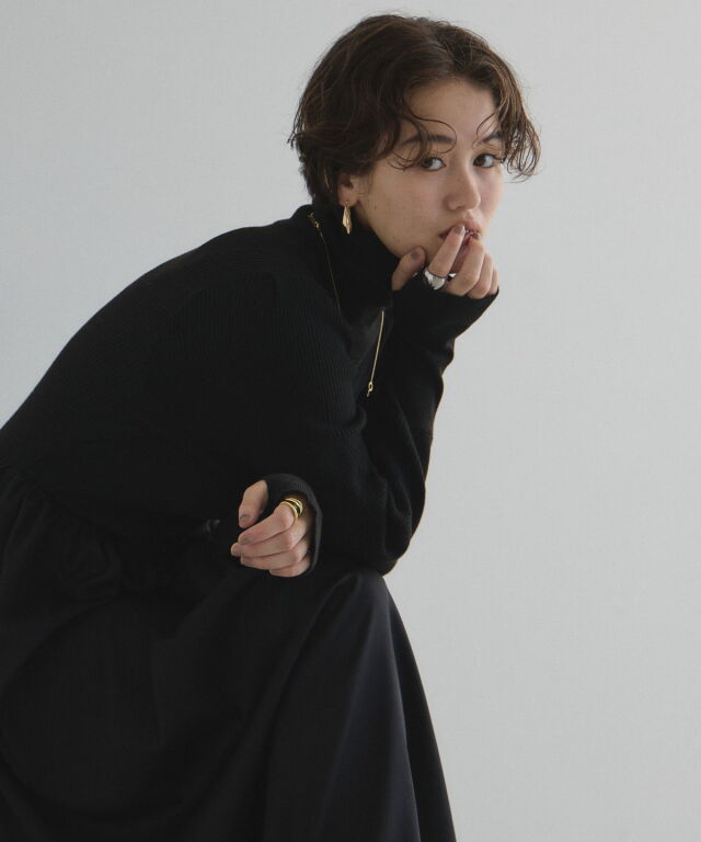 オフィシャルサイト限定】ハイネックニットドッキングワンピース