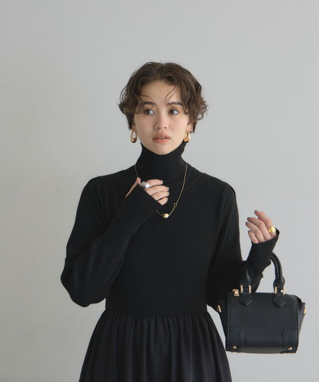 オフィシャルサイト限定】ハイネックニットドッキングワンピース