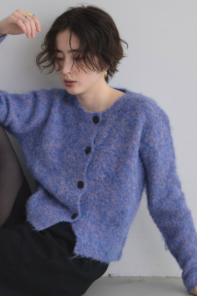 ケーブルニット