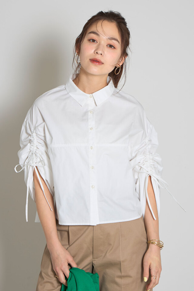 美香さん着用】袖シャーリングブラウス