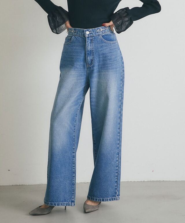 ウエスト金具付きデニムパンツ