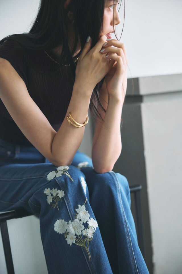 フレンチスリーブプチハイネックリブニット