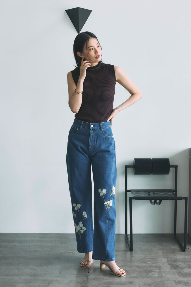 フレンチスリーブプチハイネックリブニット