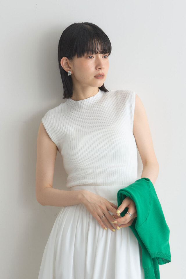 フレンチスリーブプチハイネックリブニット