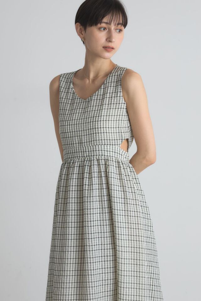 古畑星夏さん着用】サッカーチェックサイドカットワンピース