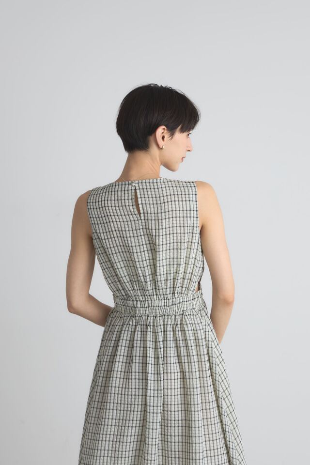 古畑星夏さん着用】サッカーチェックサイドカットワンピース