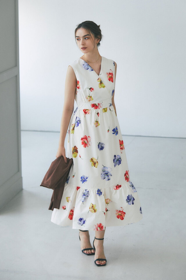 【美品】&.NOSTALGIA フラワーカシュクールワンピース フラワーカシュクールワンピース