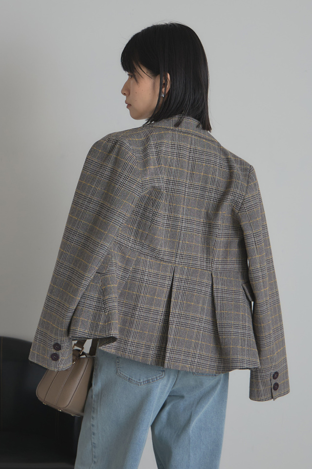 美香さんコラボ】二重衿チェックジャケット