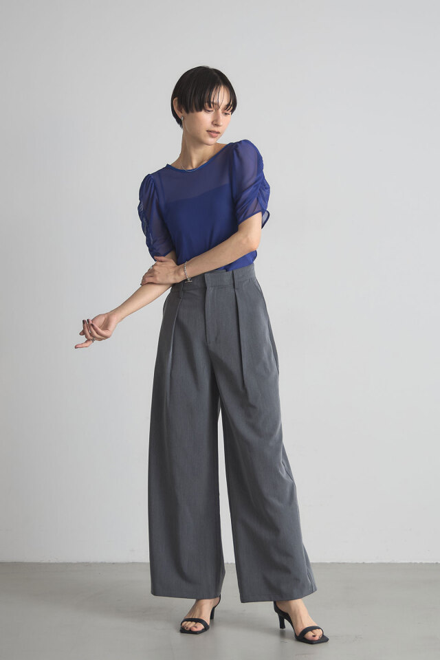 シアードットシャーリングスリーブブラウス