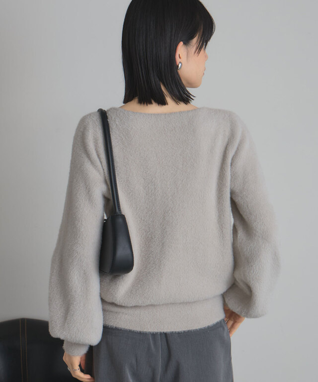 フェザーヤーンニットプルオーバー《うさぎニット》