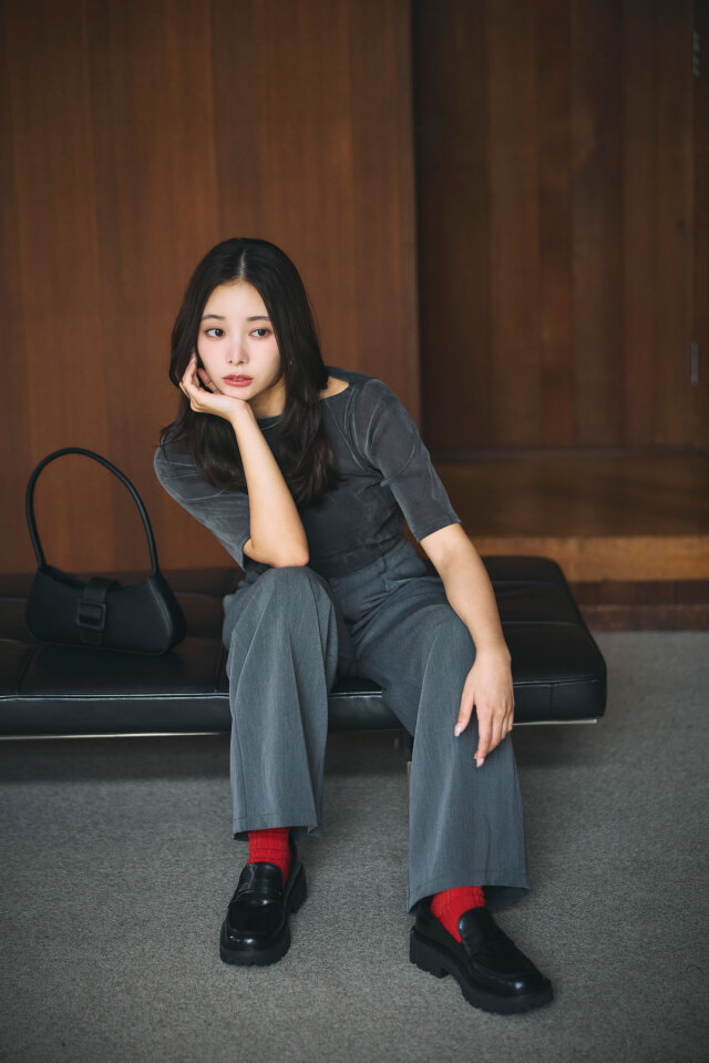 さとチャコールグレーのXS シップス エニィ SHIPS any 《予約》SHIPS any:〈手洗い可能〉2タック