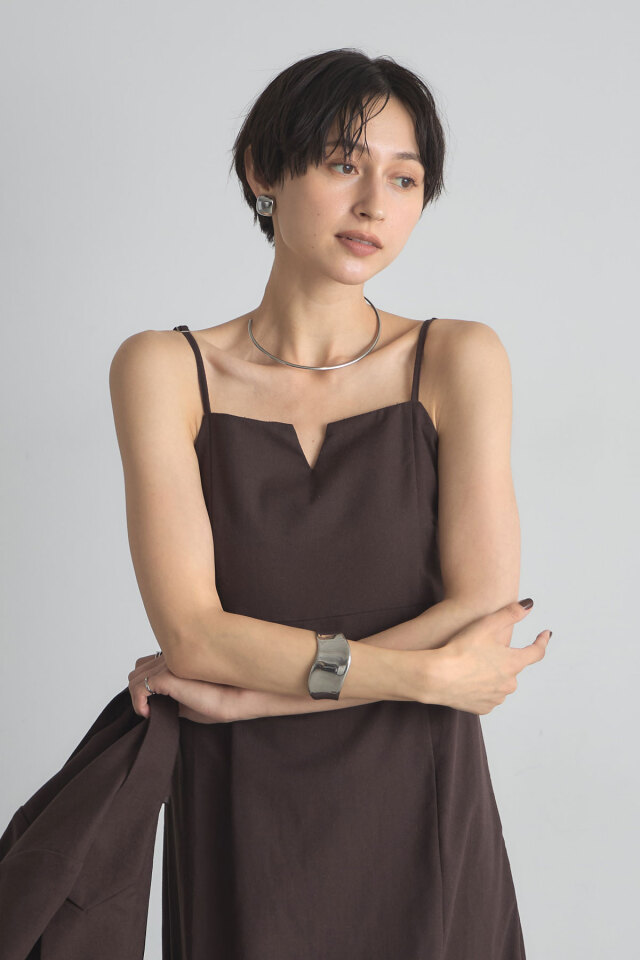 稲垣莉生さん着用】リネン美シルエットキャミワンピース