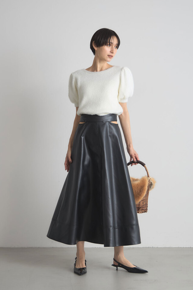 稲垣莉生さん着用】ハイウエストフェイクレザーフレアスカート