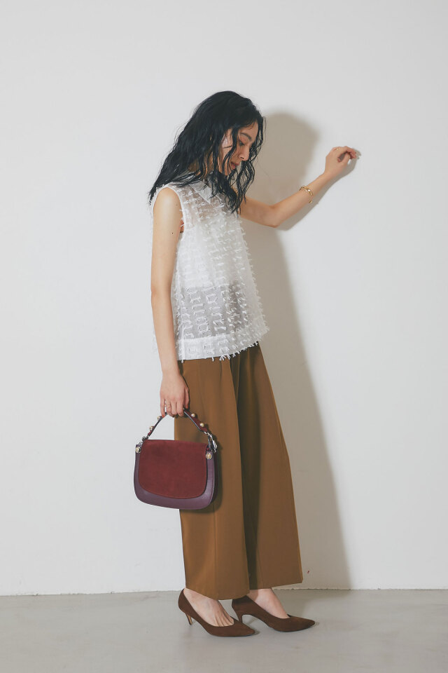 フリンジジャガードノースリーブブラウス