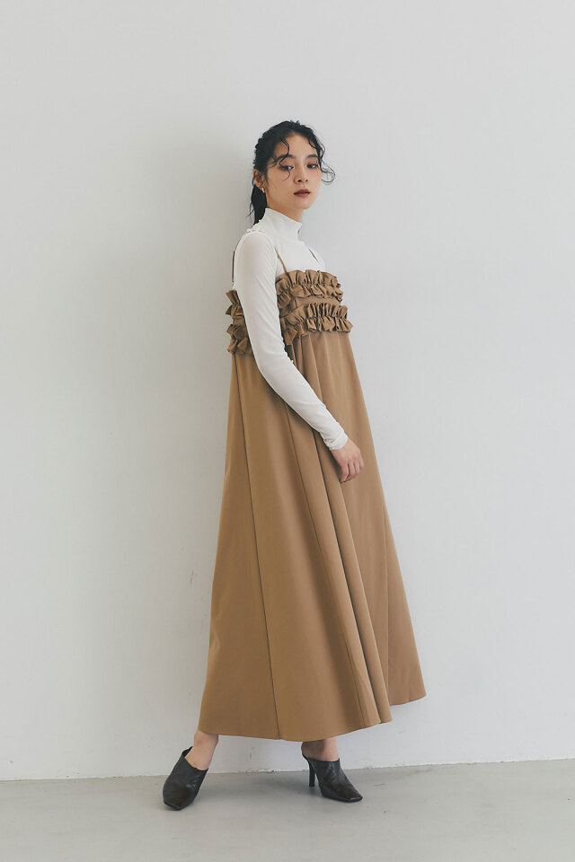 フリルデザインキャミワンピース