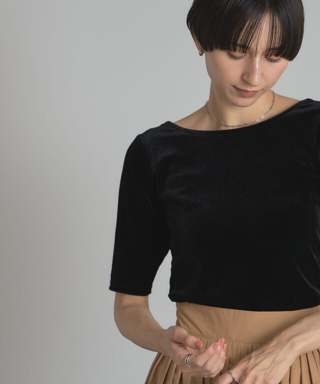 ハーフスリーブベロアトップス