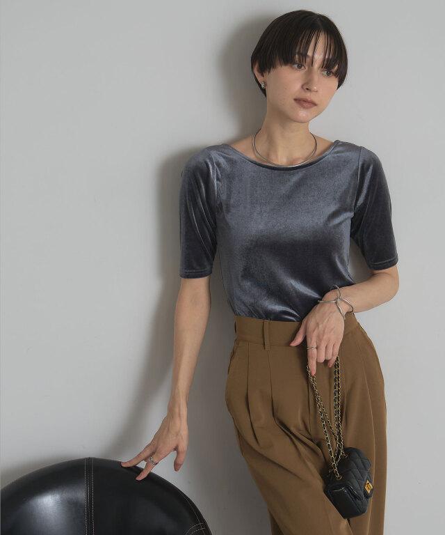 ハーフスリーブベロアトップス