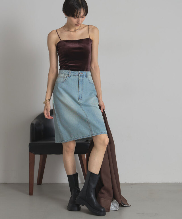 カップ付きベロアキャミソール